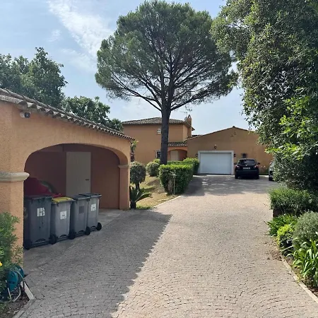 Villa Vue - Grimaud, France *